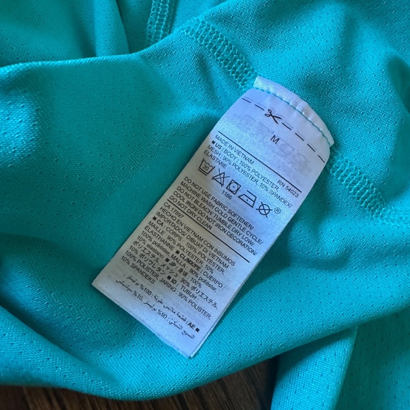 Old Navy teal workout top Medium - Picture 2 of 7